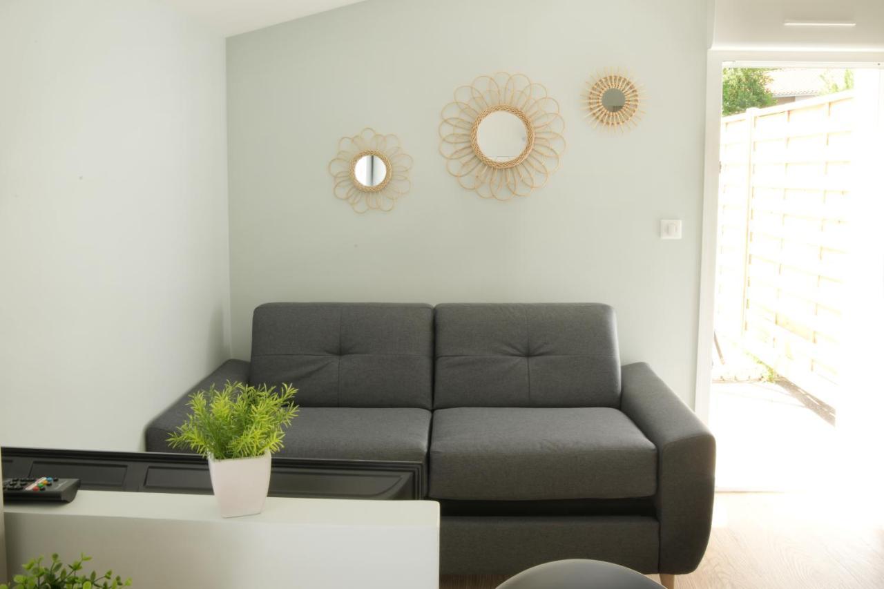 Апартаменты T2 - 28M2 Avec Cour Et Stationnement, Wifi Et Linge Fournis Ангулем Экстерьер фото