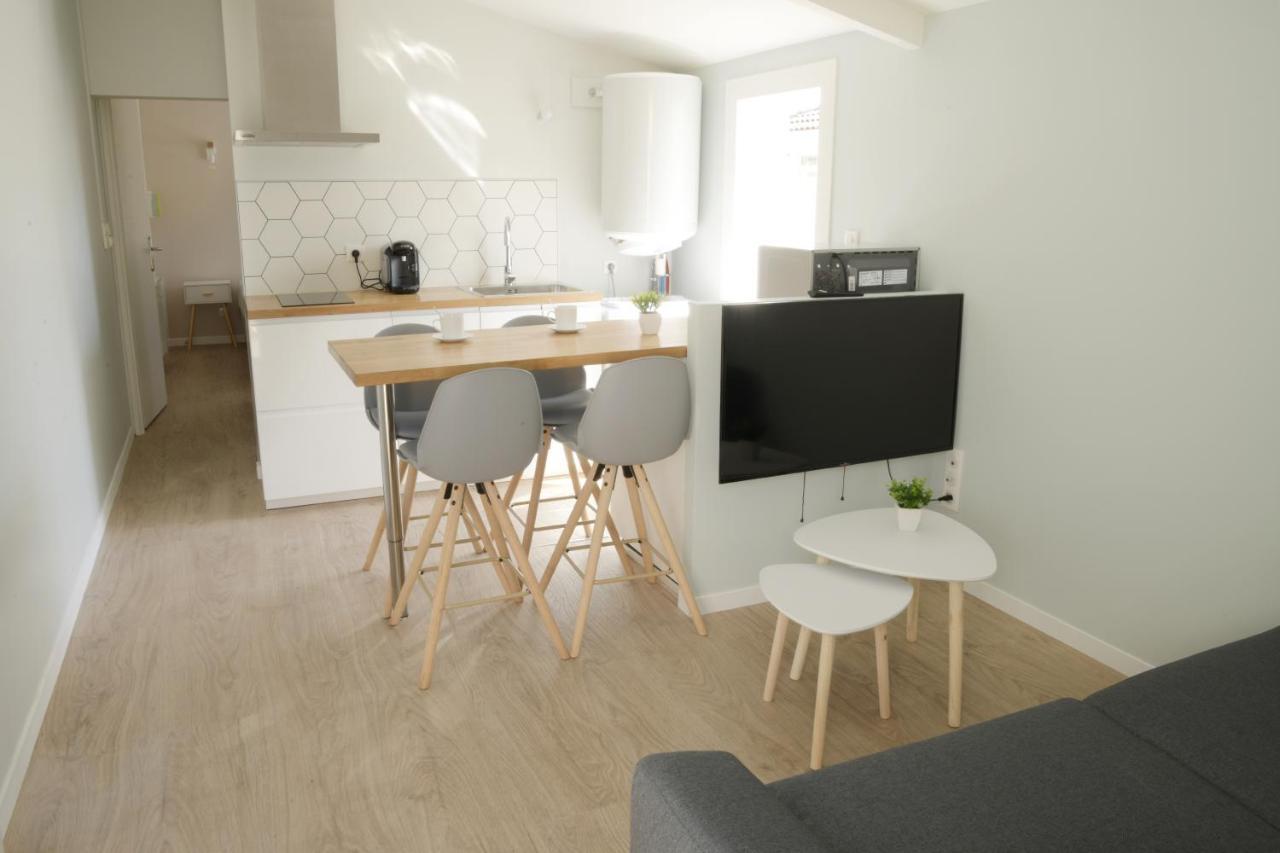 Апартаменты T2 - 28M2 Avec Cour Et Stationnement, Wifi Et Linge Fournis Ангулем Экстерьер фото